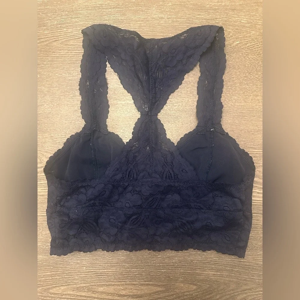 INTIMATELY FREE PEOPLE NAVY BLUE LACE RACERBACK BRALETTE - Size XS SKU:77
